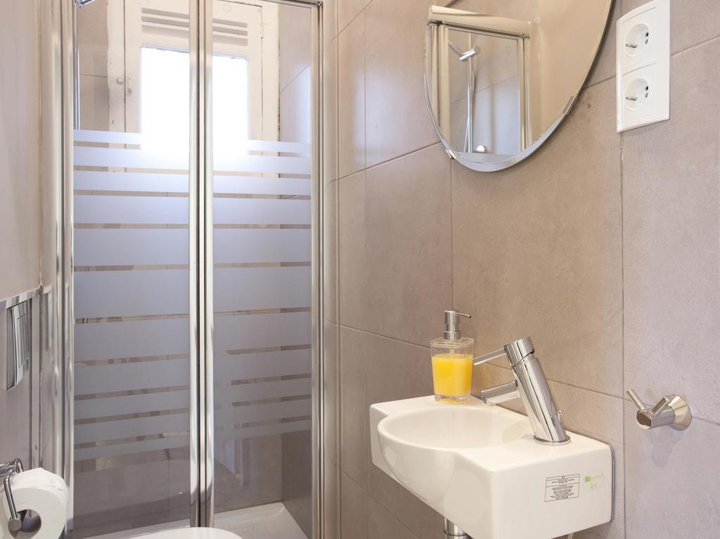 Enjoy Apartments Sofia Barcelona Ruang foto
