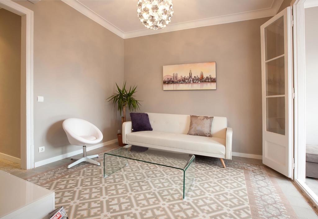 Enjoy Apartments Sofia Barcelona Ruang foto