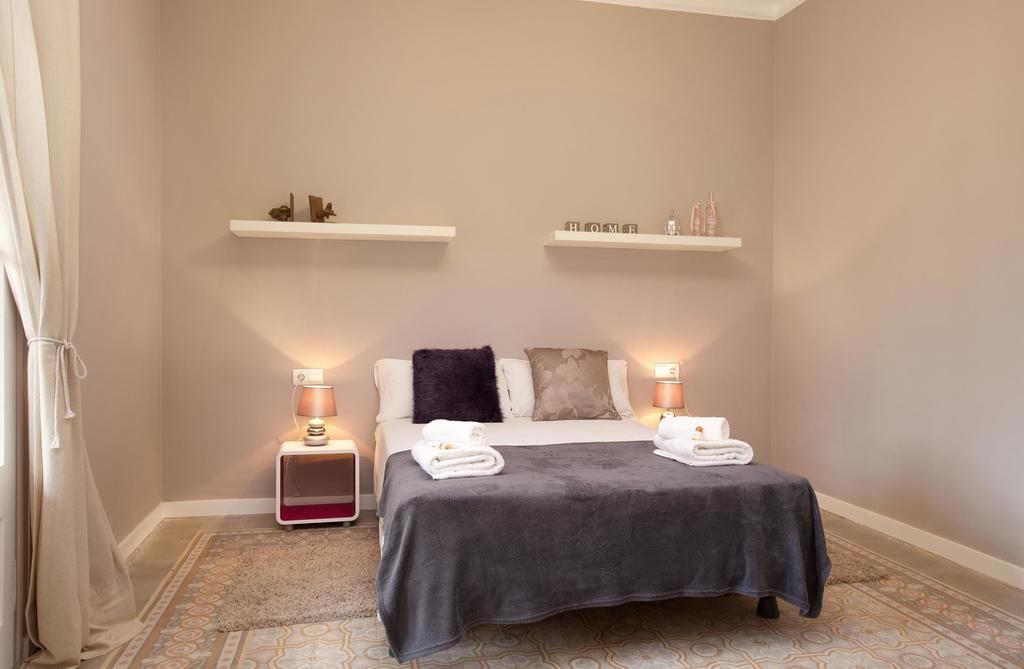 Enjoy Apartments Sofia Barcelona Ruang foto