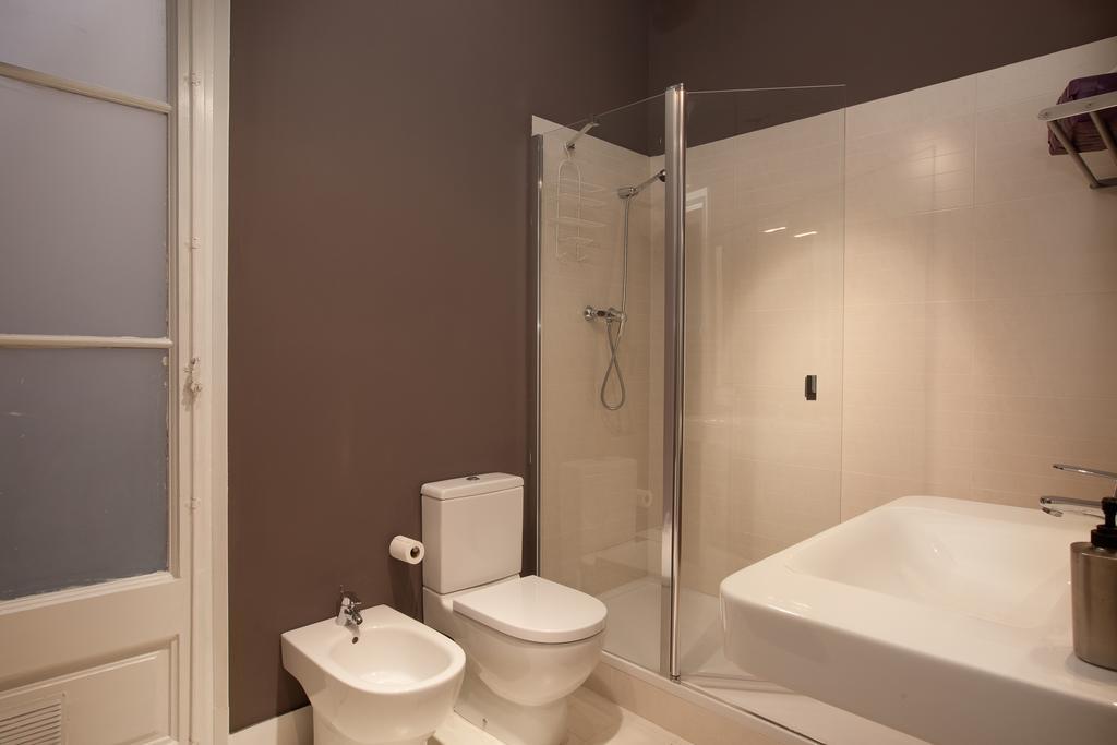 Enjoy Apartments Sofia Barcelona Ruang foto