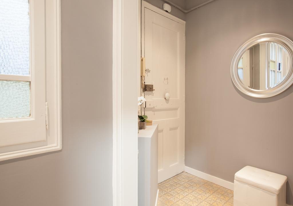 Enjoy Apartments Sofia Barcelona Bagian luar foto